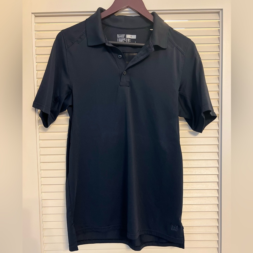 5.11 short sleeve polo size sm navy